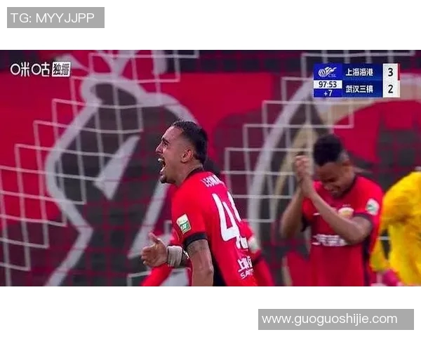 广州恒大在中超联赛中力克上海上港，登顶积分榜排名，双冠王的守擂战继续