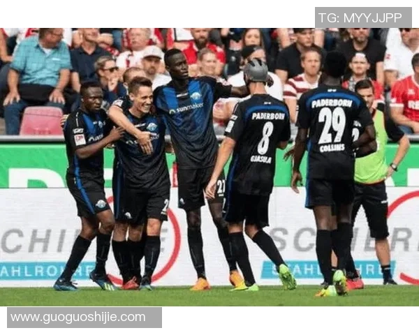 沙尔克遭遇客场惨败，连败之苦难止！