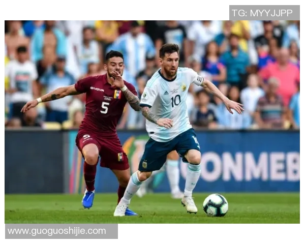 猛龙队季后赛巅峰对决即将展开：激情四溢的篮球盛宴